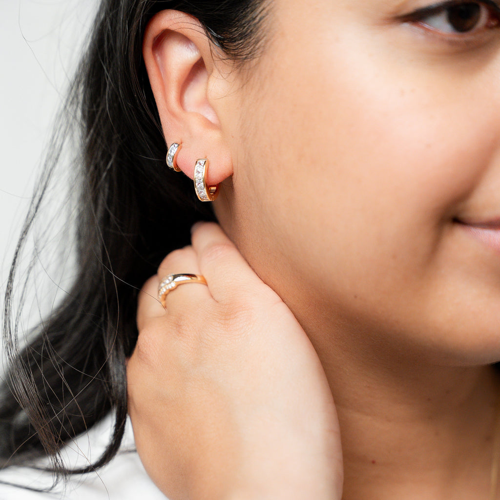 Soft Glow Everyday Hoop Earrings - HARMA