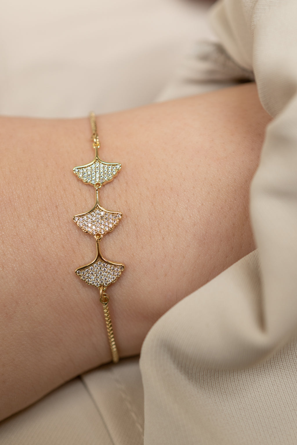 Floral Petals Zirconia Adjustable Bolo Bracelet - HARMA