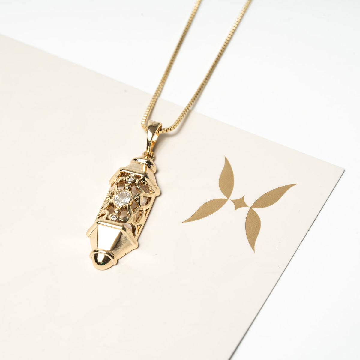 Luminous Noor Lantern Necklace Set - HARMA