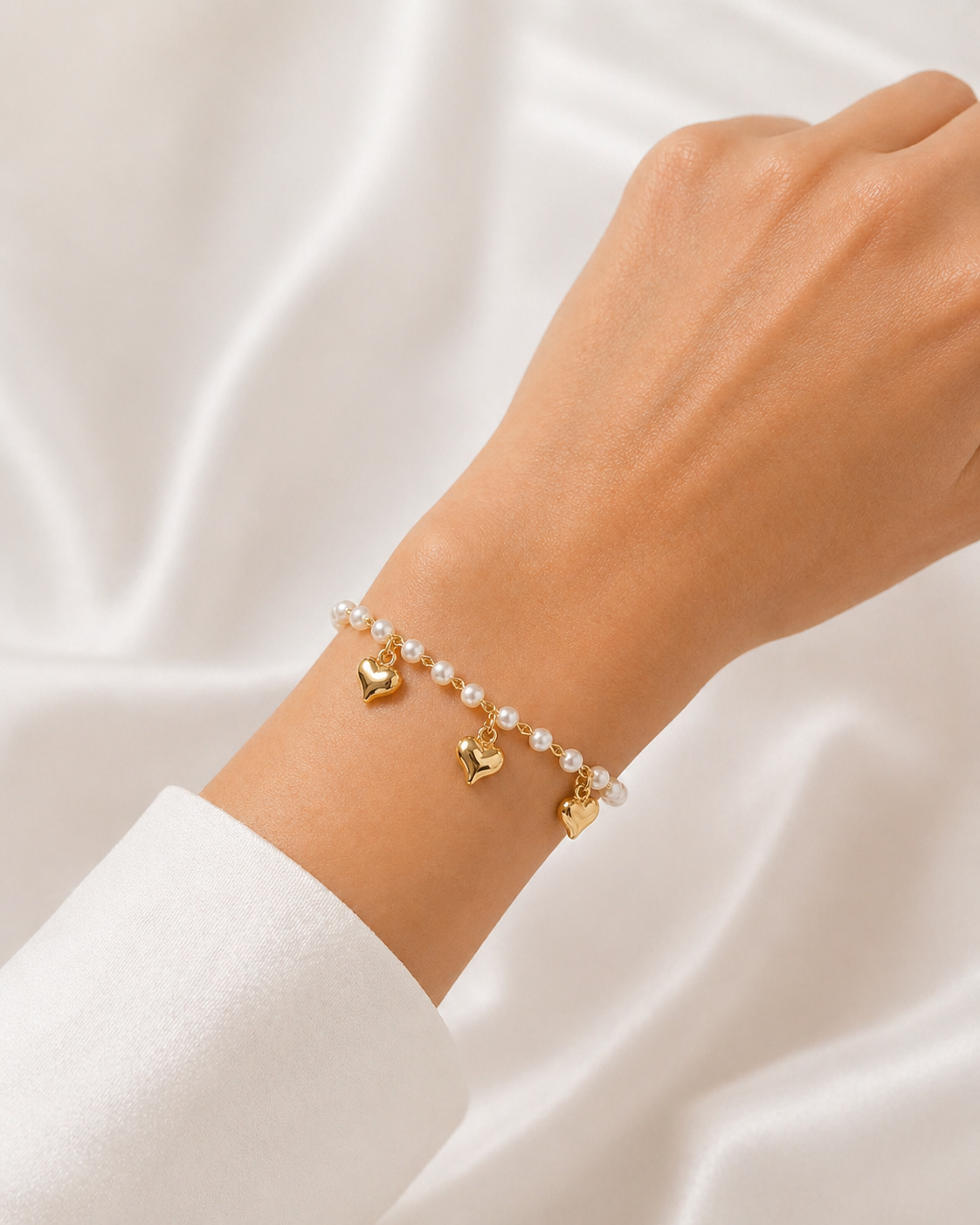 Golden Heart Pearl Bracelet - HARMA